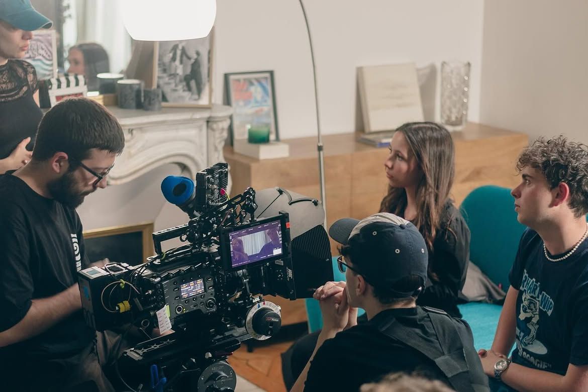 IART X KOLLCTIF - OUVRIR LES PORTES DU CINÉMA À SES CRÉATEURS